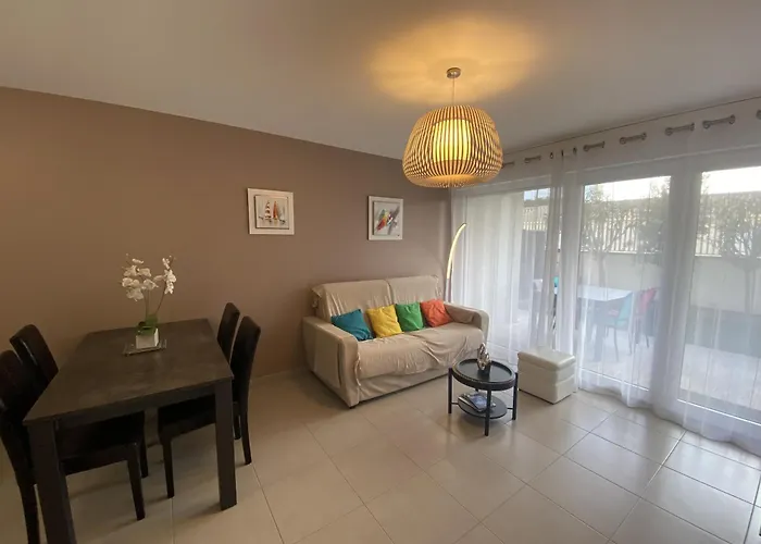 Les Roses - 3 Etoiles Les Sables-dʼOlonne